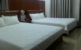 Apollo Hostel